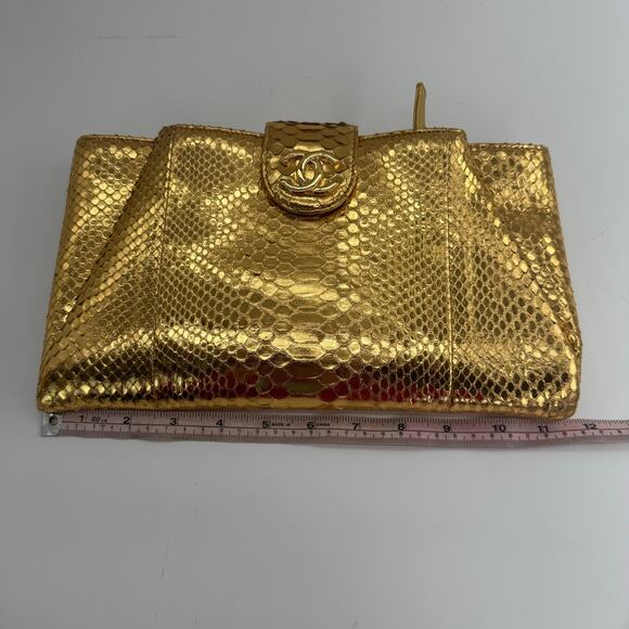 Chanel Gold Metallic Python Clutch Series 19 2014 Full Set Glam - Picture 13 of 16